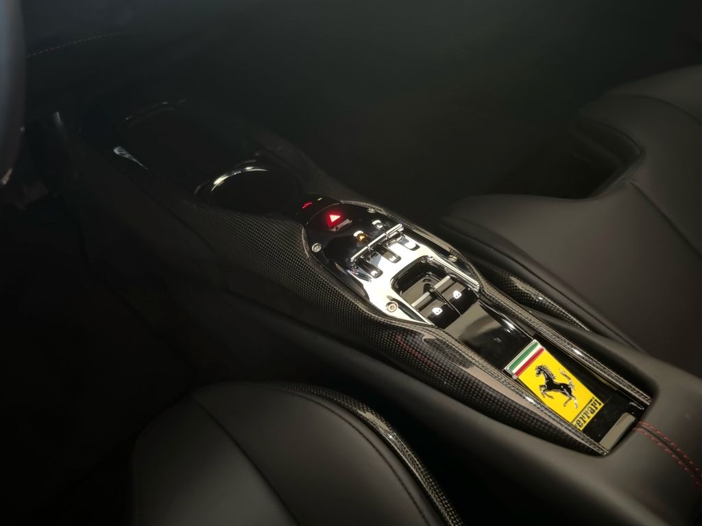 Ferrari 296 GTB 2024