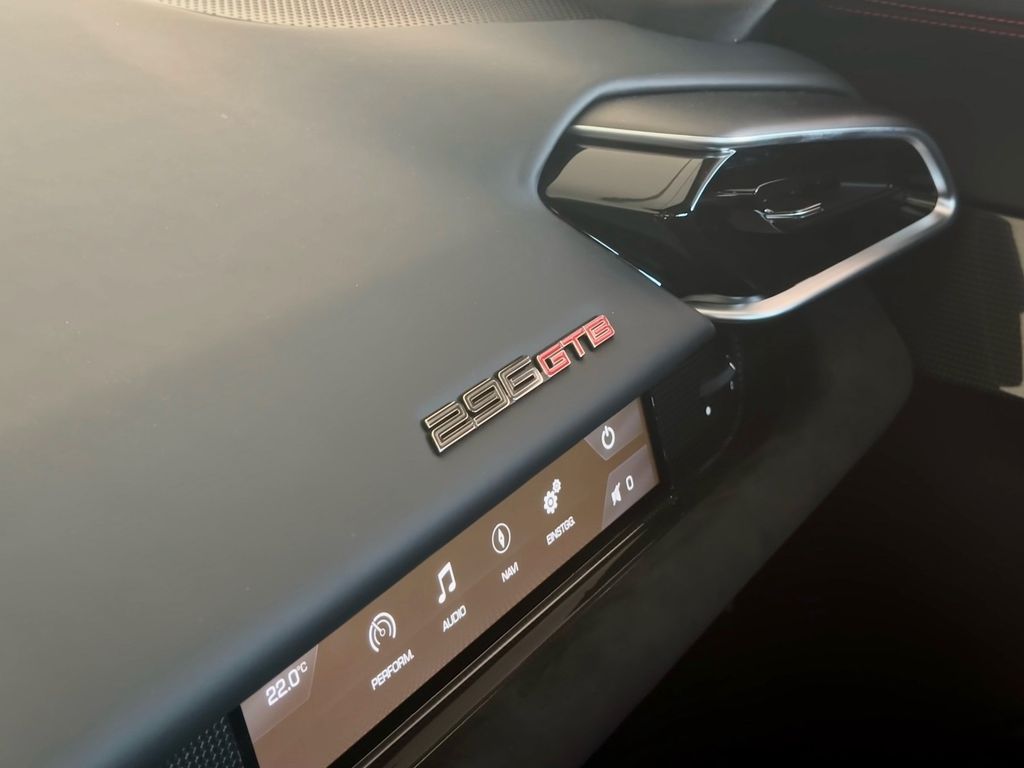Ferrari 296 GTB 2024