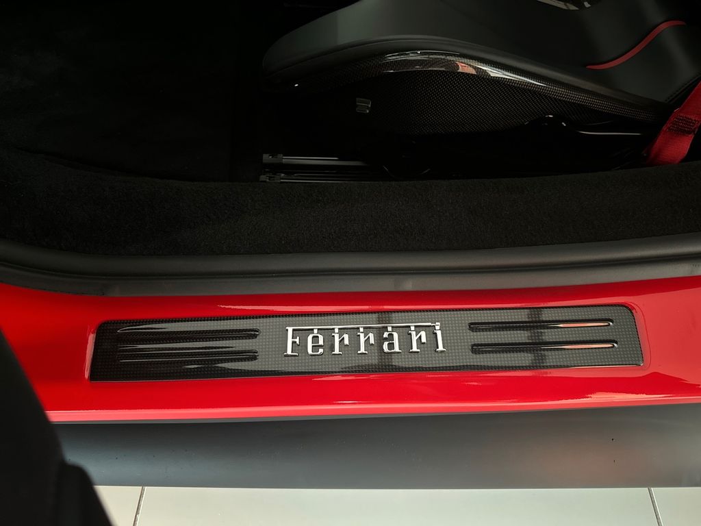 Ferrari 296 GTB 2024