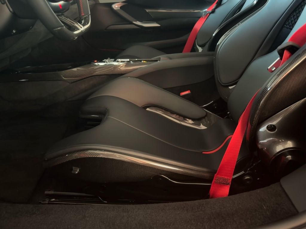 Ferrari 296 GTB 2024