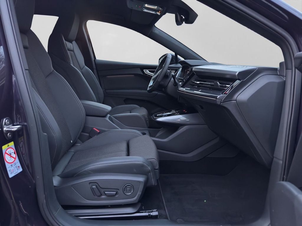 Audi Q4 e-tron 2025