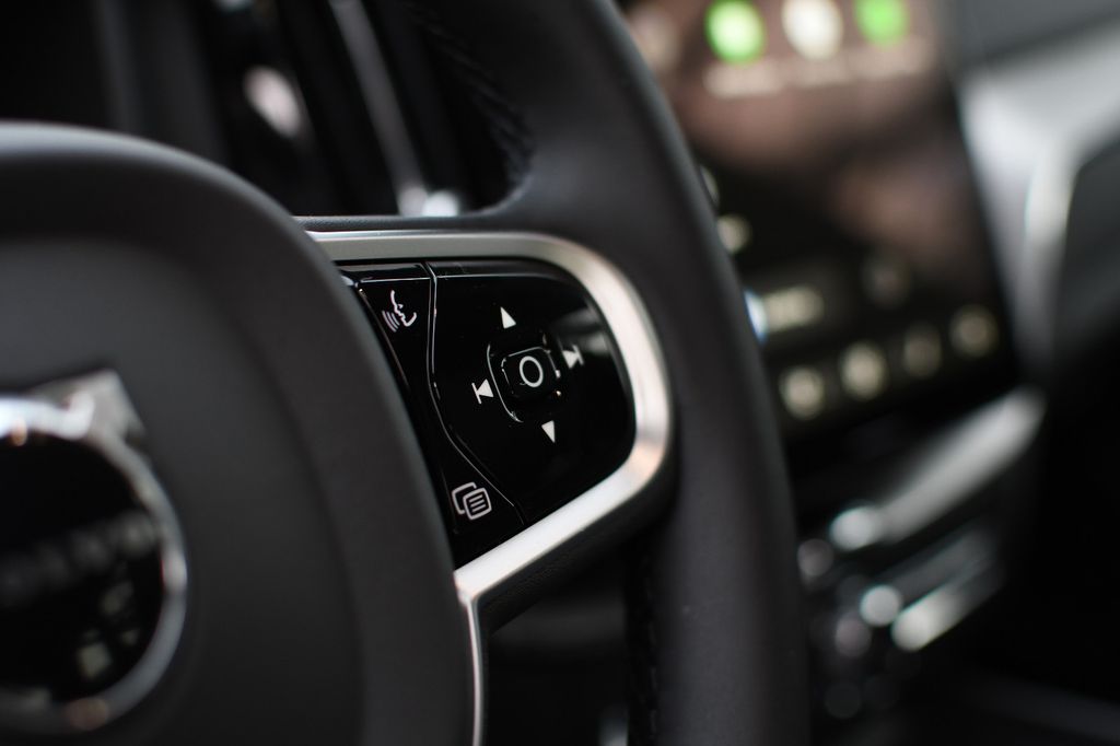 Volvo XC60 2025