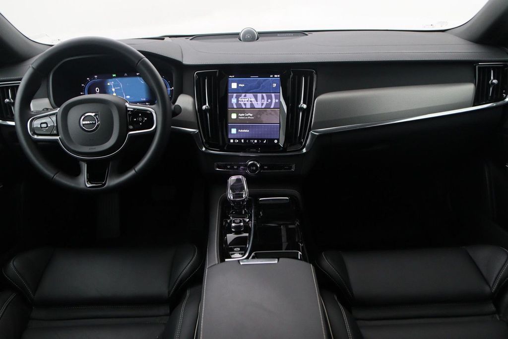 Volvo S90 2024