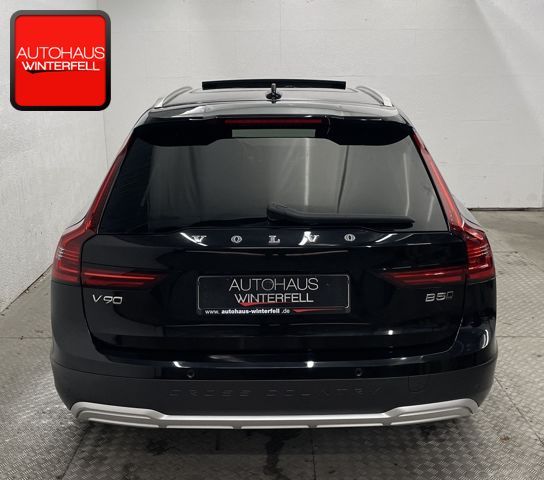 Volvo V90 Cross Country 2022