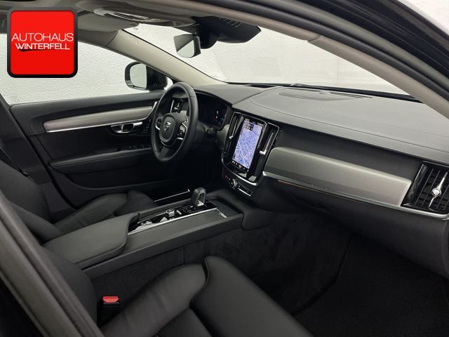 Volvo V90 Cross Country 2022