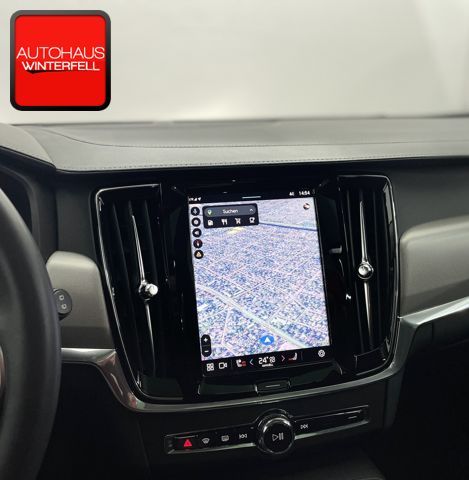 Volvo V90 Cross Country 2022