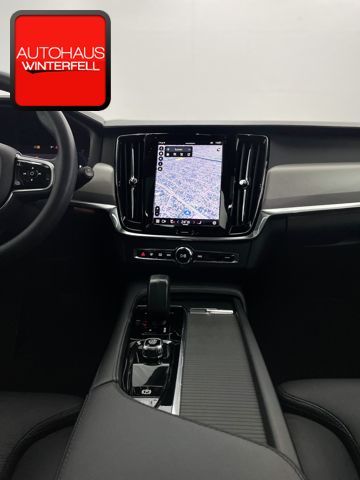 Volvo V90 Cross Country 2022