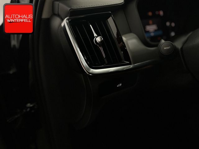 Volvo V90 Cross Country 2022