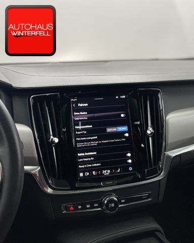 Volvo V90 Cross Country 2022