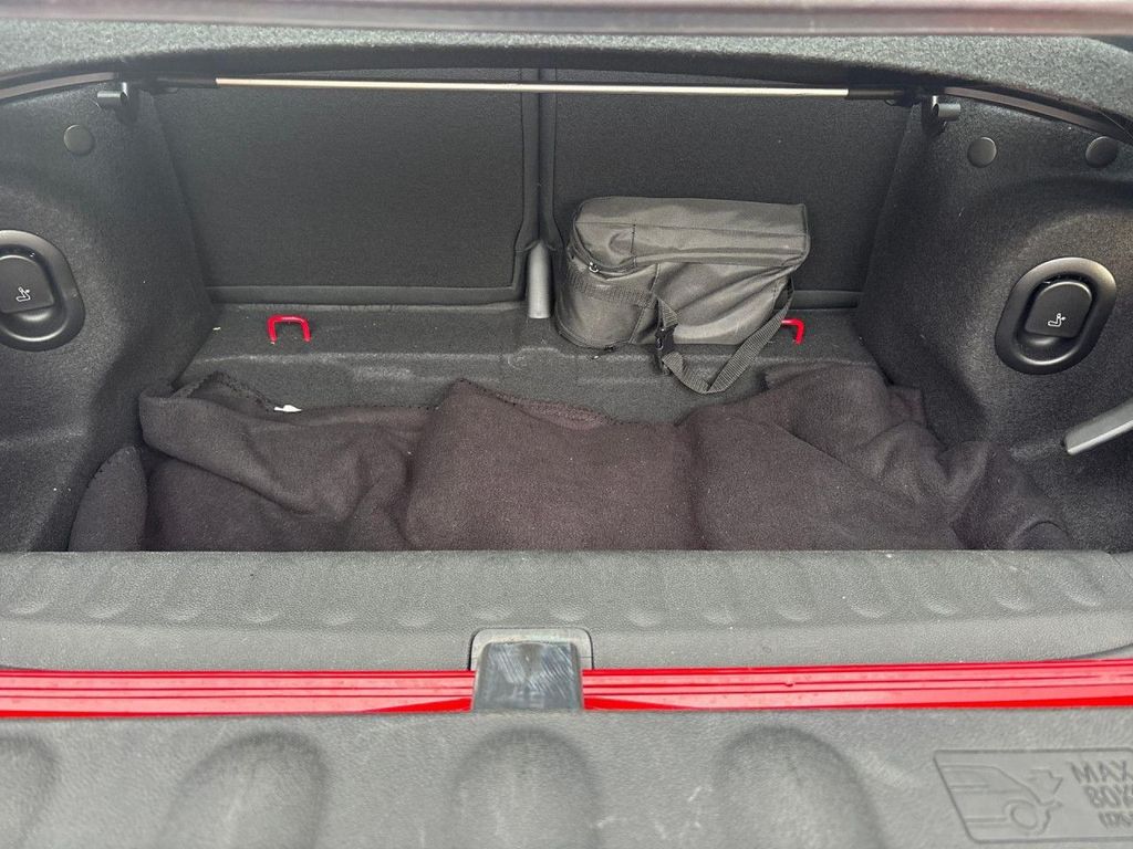 MINI John Cooper Works Cabrio 2025