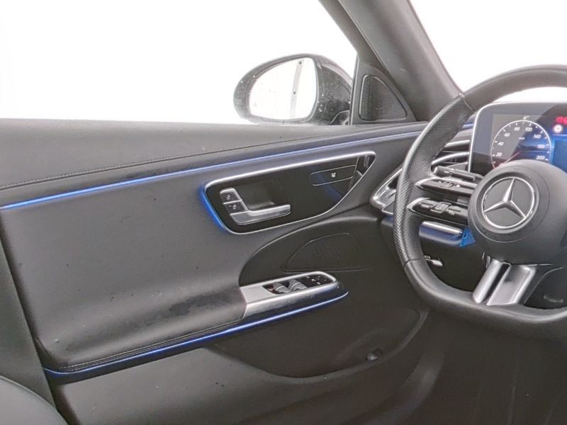 Mercedes-Benz E 200 2024