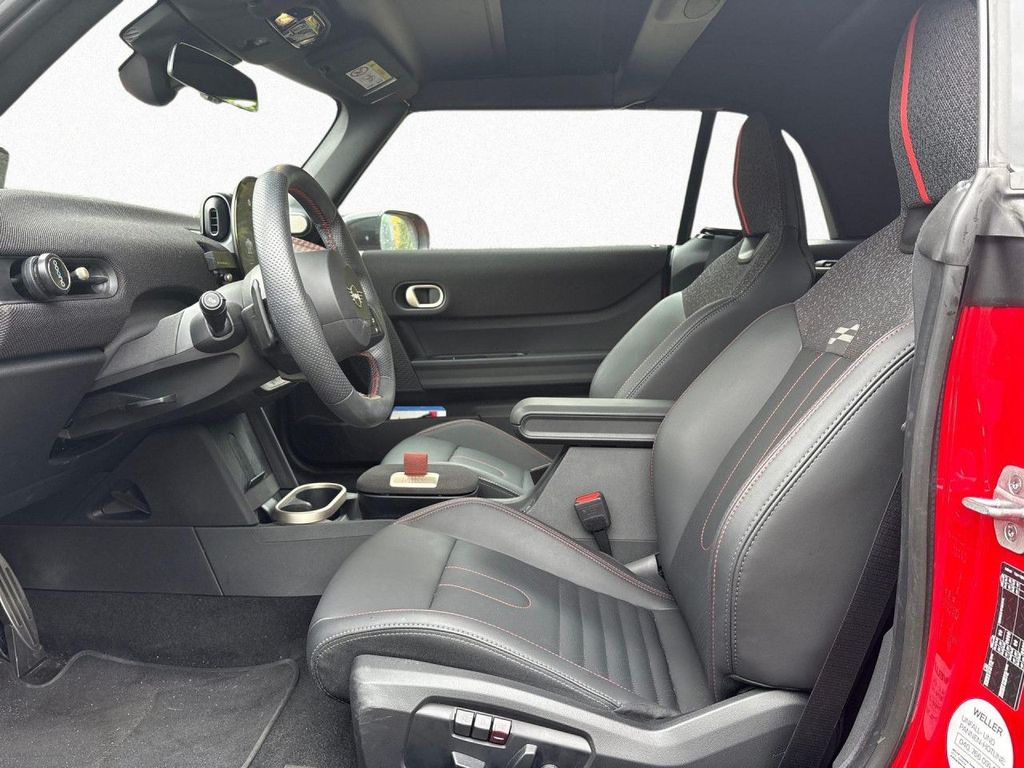 MINI John Cooper Works Cabrio 2025