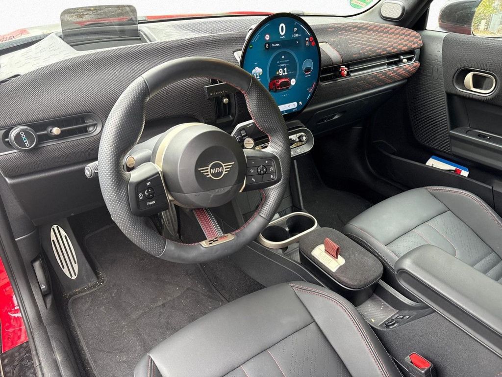 MINI John Cooper Works Cabrio 2025