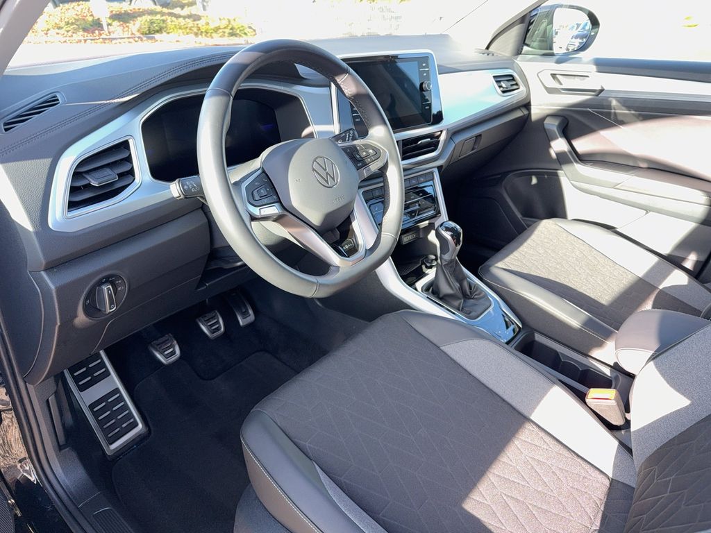 Volkswagen T-Roc 2025