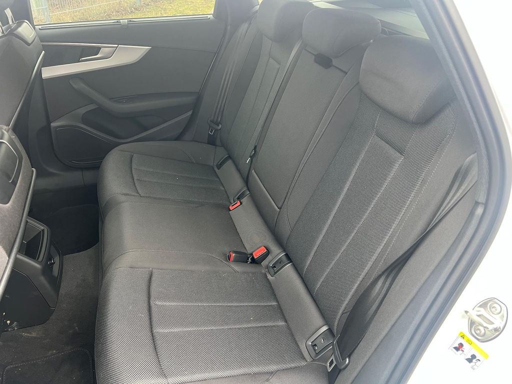 Audi A4 2024