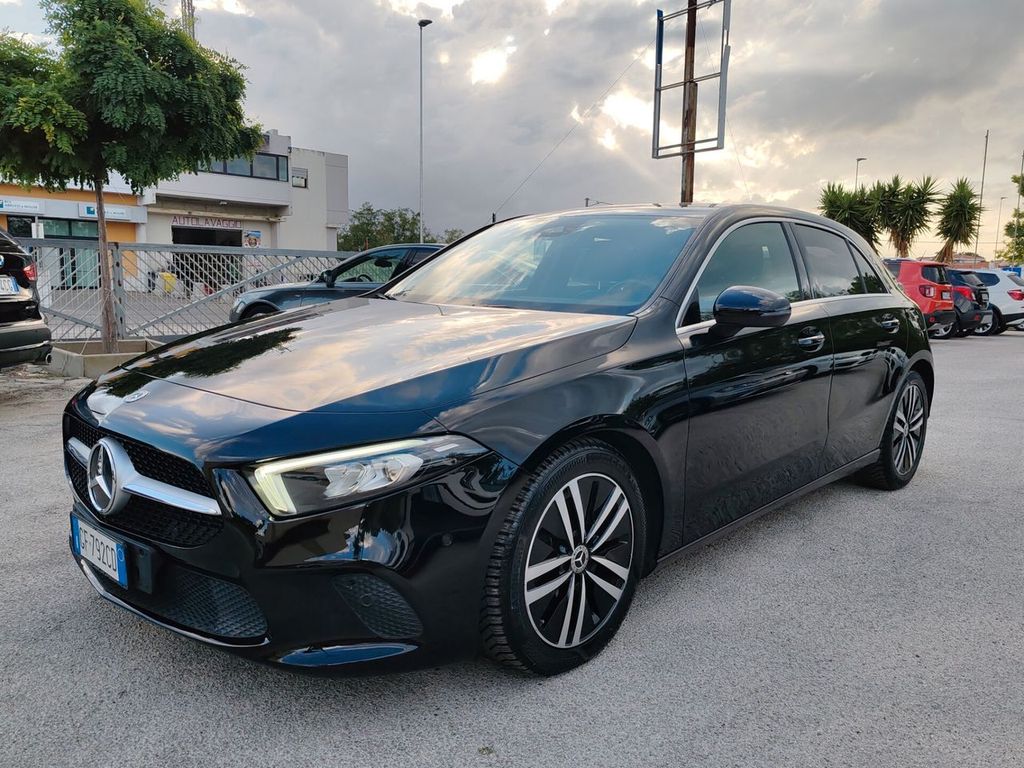 Mercedes-Benz A 200 2021