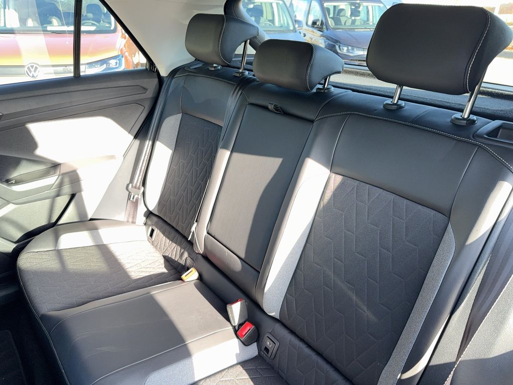 Volkswagen T-Roc 2025