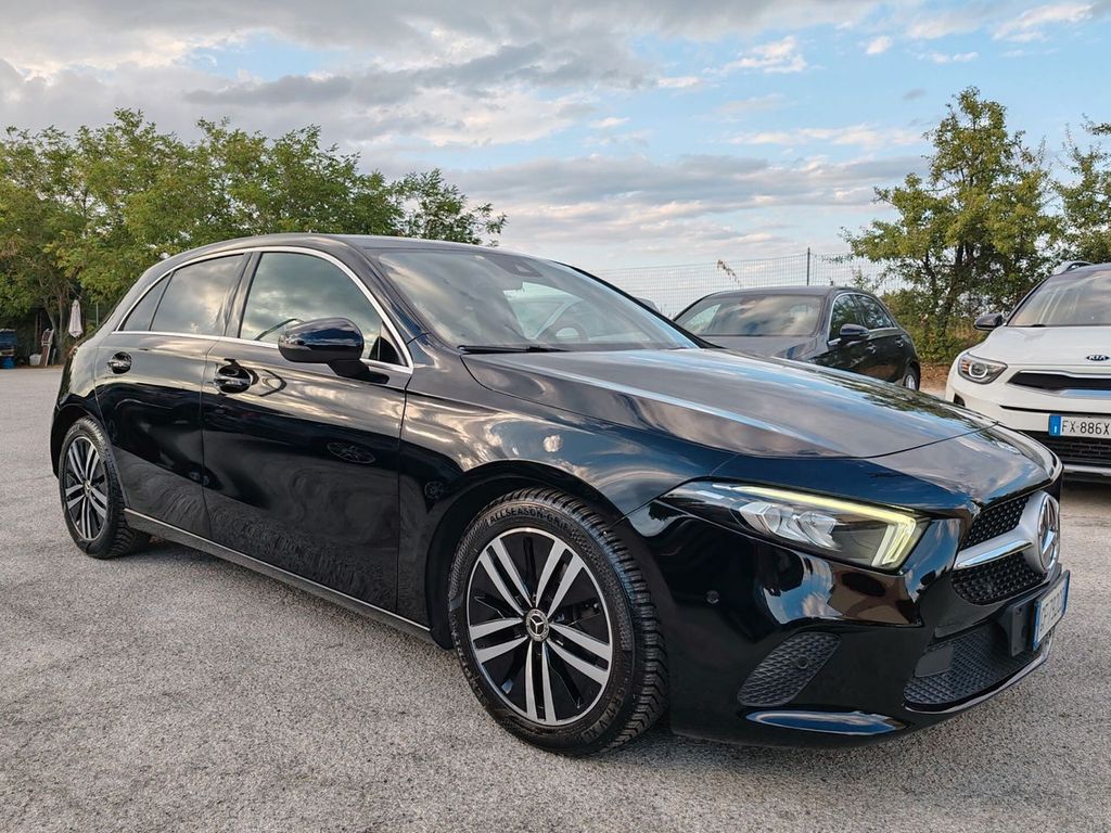 Mercedes-Benz A 200 2021