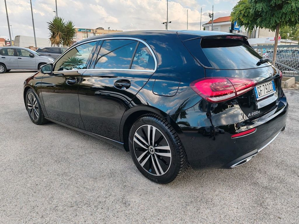 Mercedes-Benz A 200 2021