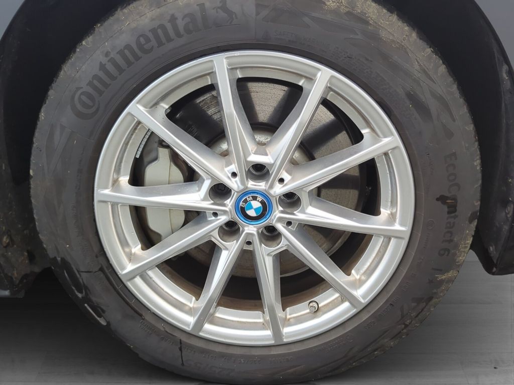 BMW i4 2023