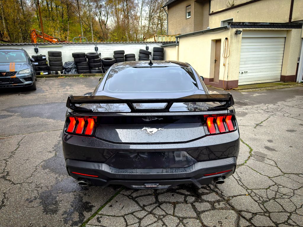 Ford Mustang 2025