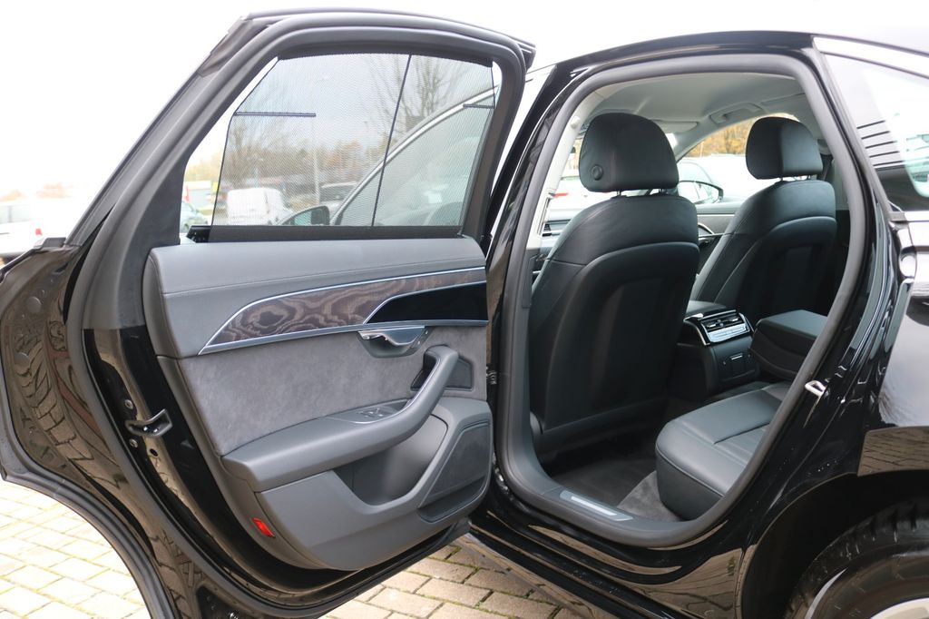 Audi A8 2024