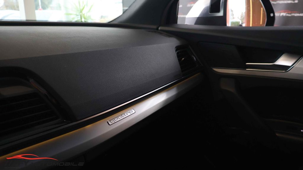 Audi SQ5 2022