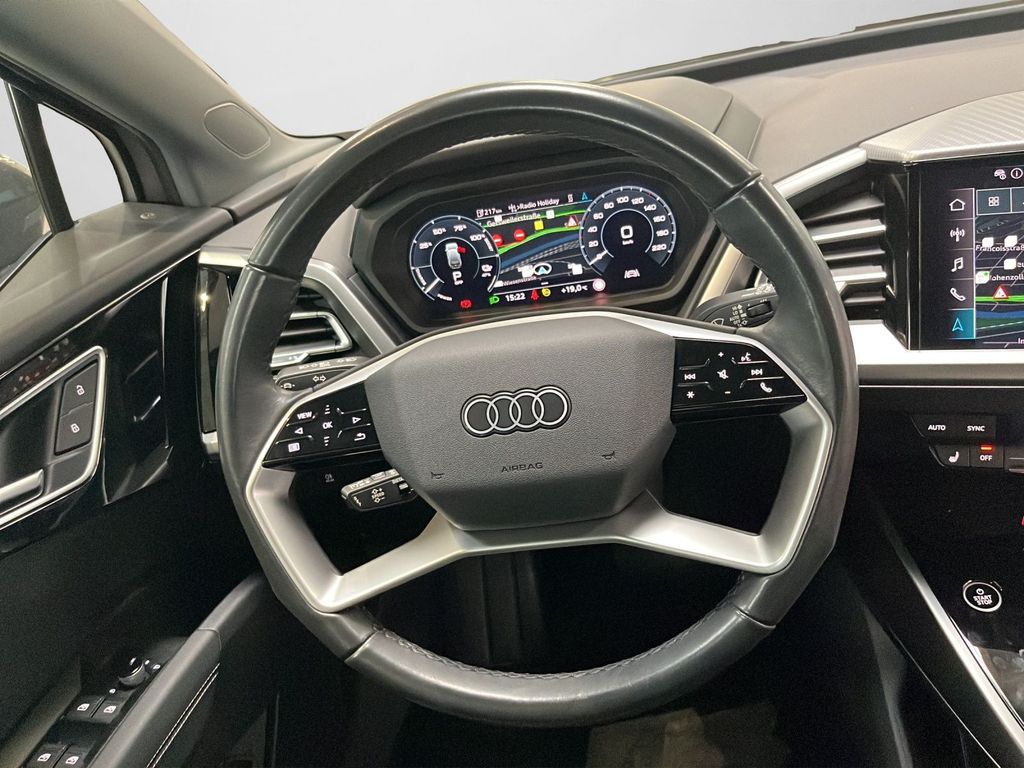 Audi Q4 e-tron 2024