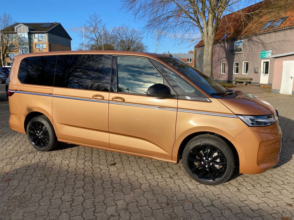 Volkswagen T7 Multivan 2025