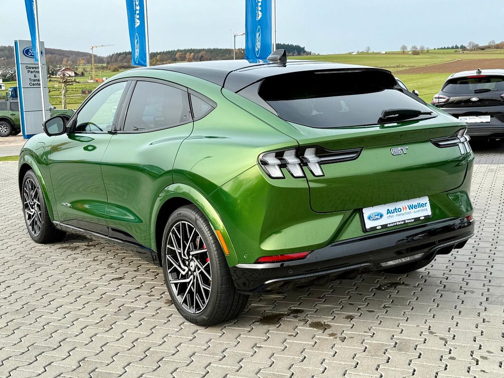 Ford Mustang Mach-E 2022