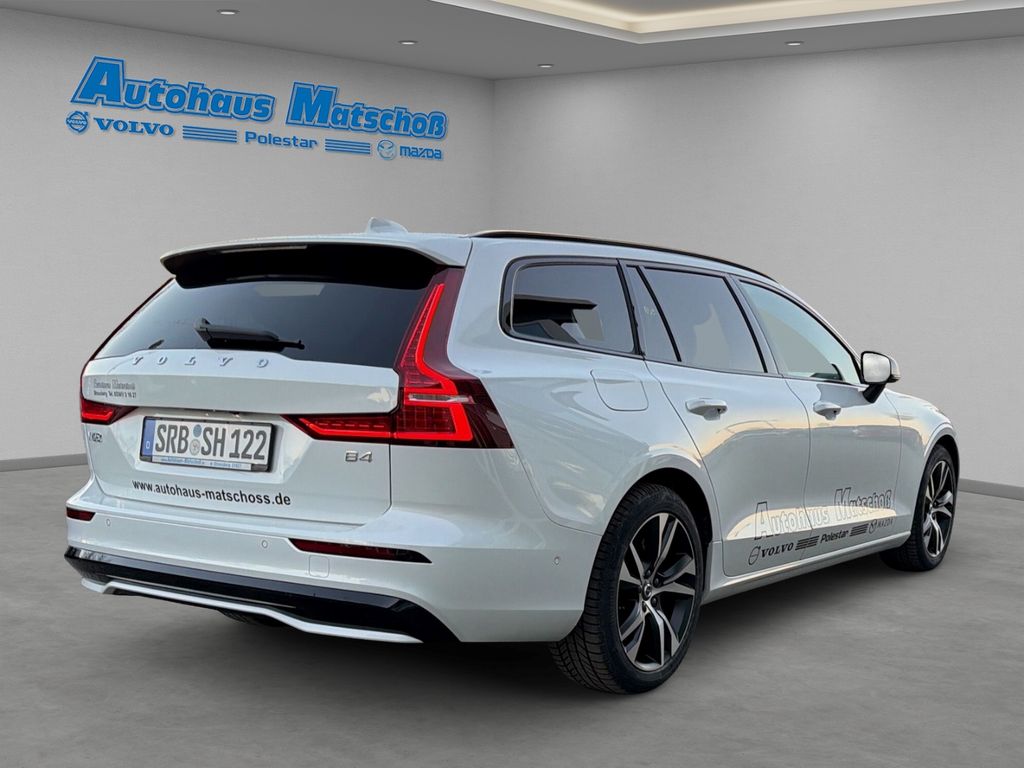 Volvo V60 2025