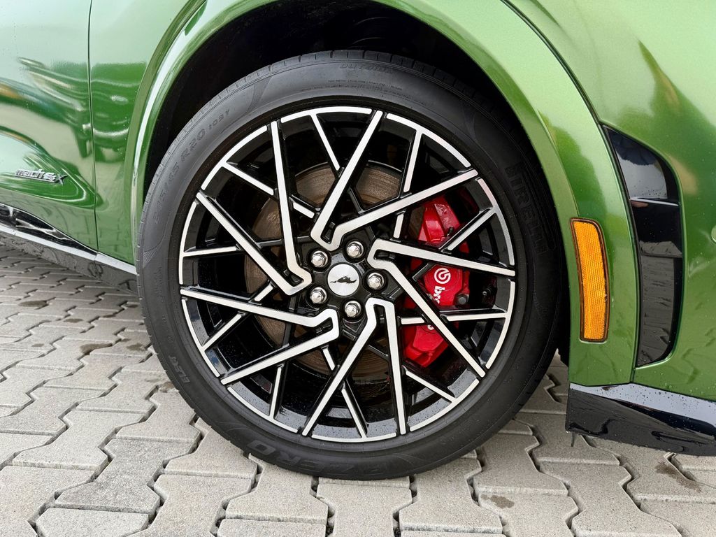 Ford Mustang Mach-E 2022