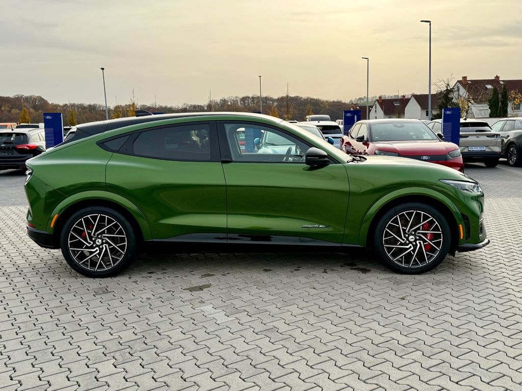 Ford Mustang Mach-E 2022