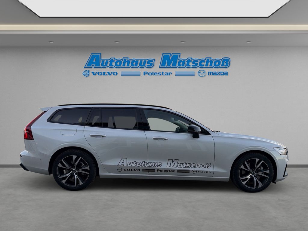 Volvo V60 2025