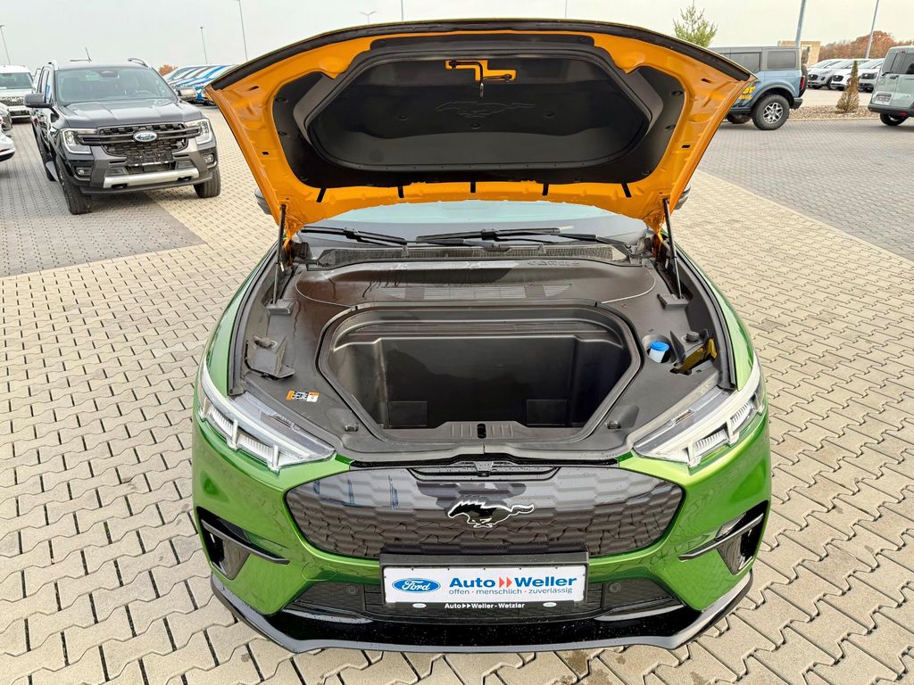 Ford Mustang Mach-E 2022