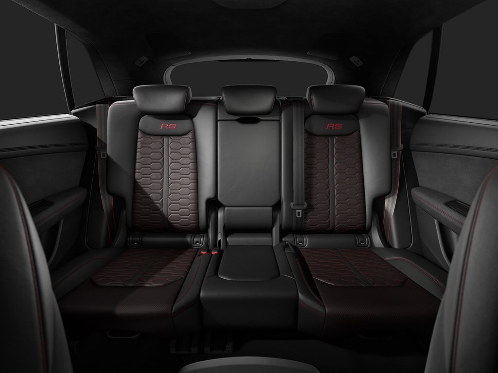 Audi RSQ8 2024