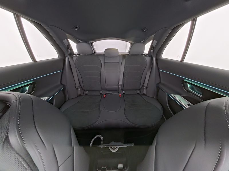 Mercedes-Benz E 300 2024