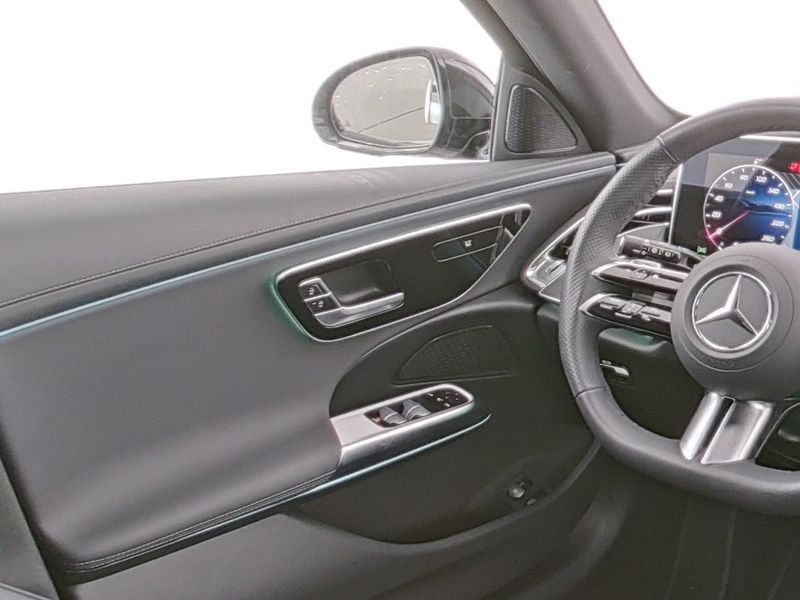 Mercedes-Benz E 300 2024