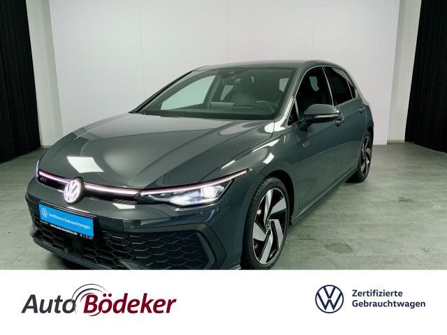 Volkswagen Golf 2025