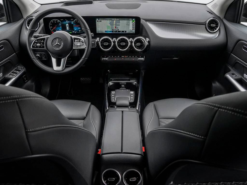 Mercedes-Benz GLA 250 2023