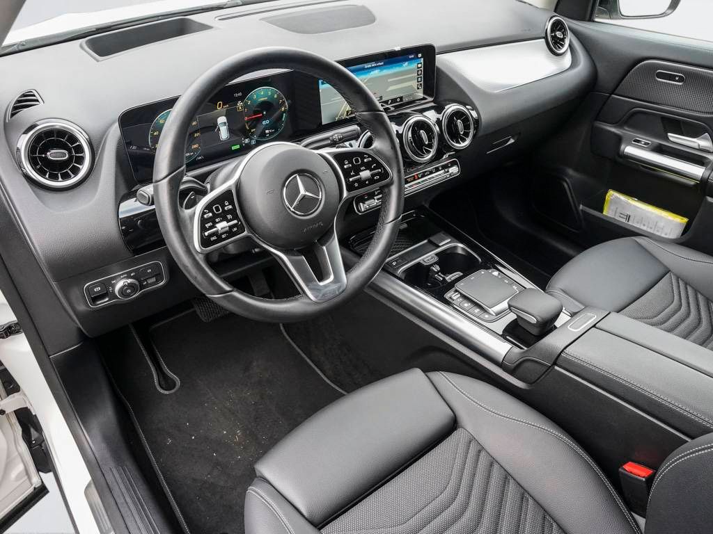 Mercedes-Benz GLA 250 2023