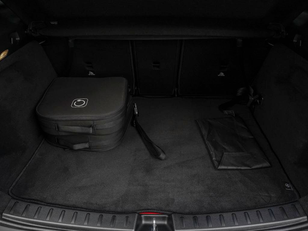 Mercedes-Benz GLA 250 2023