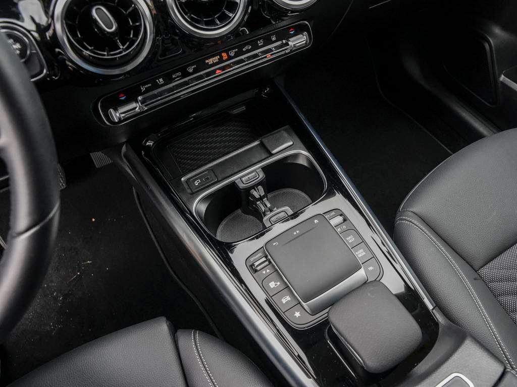 Mercedes-Benz GLA 250 2023