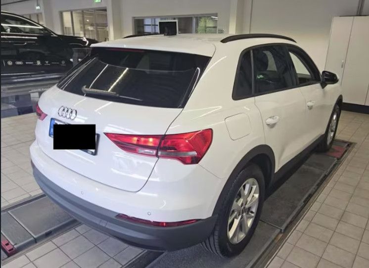 Audi Q3 2021