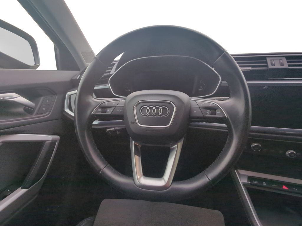 Audi Q3 2021