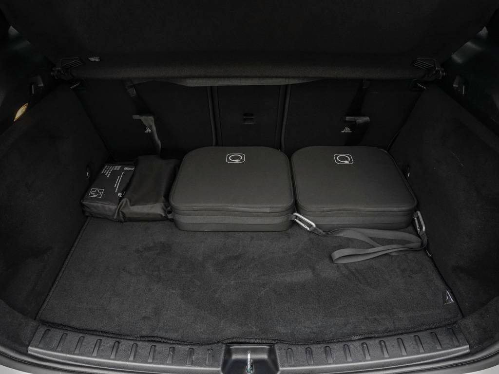 Mercedes-Benz GLA 250 2023