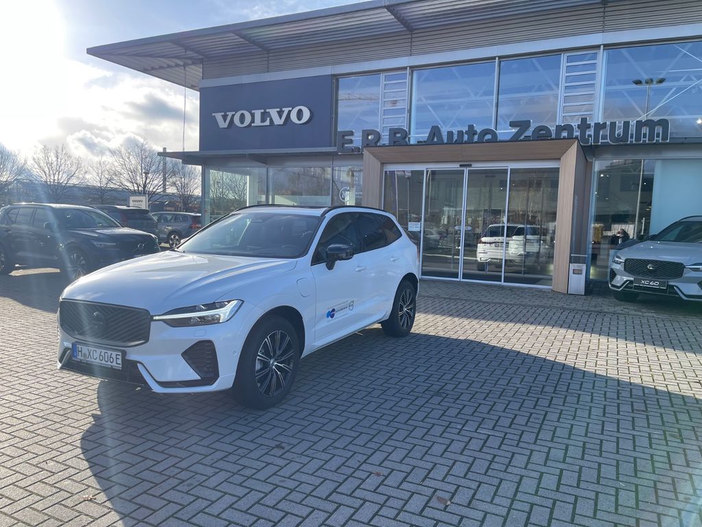 Volvo XC60 2025