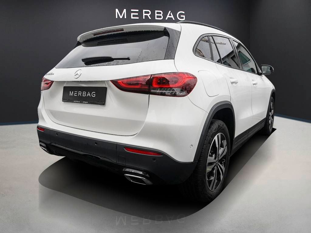 Mercedes-Benz GLA 250 2023