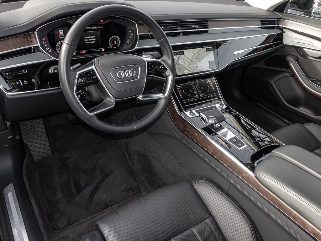 Audi A8 2022