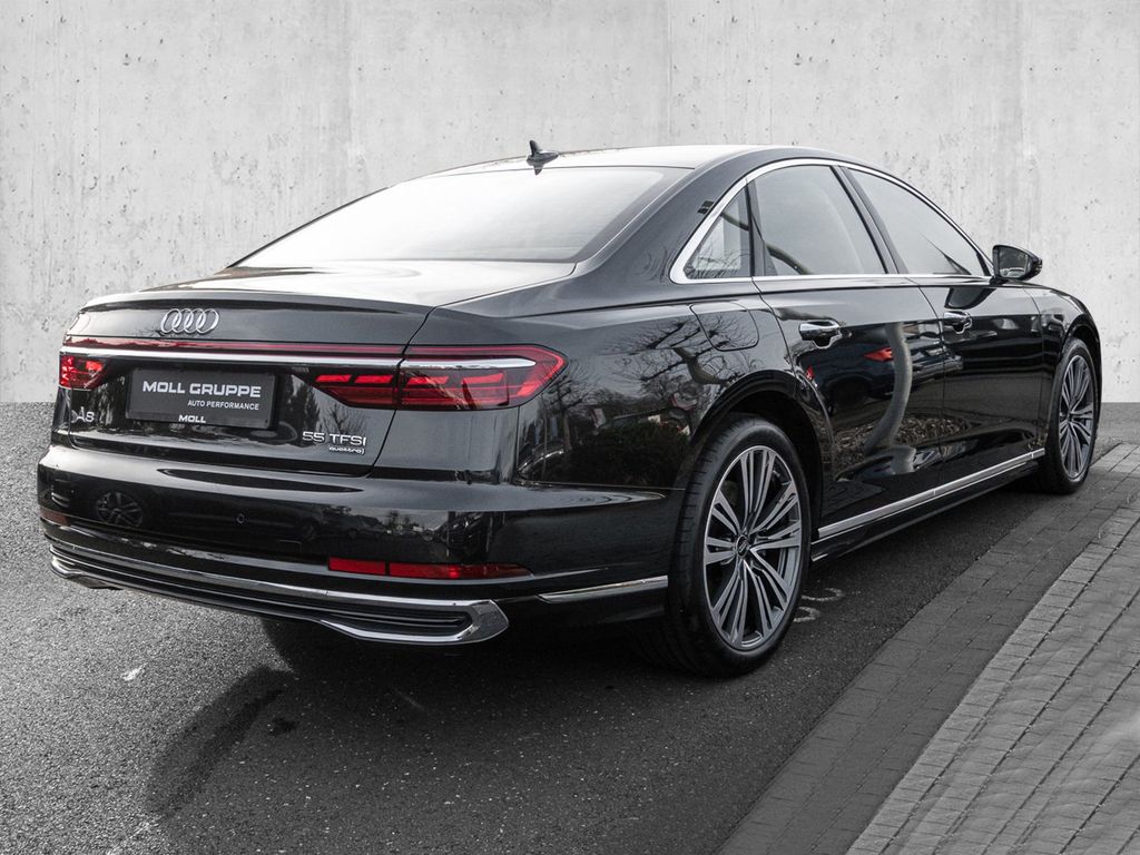 Audi A8 2022